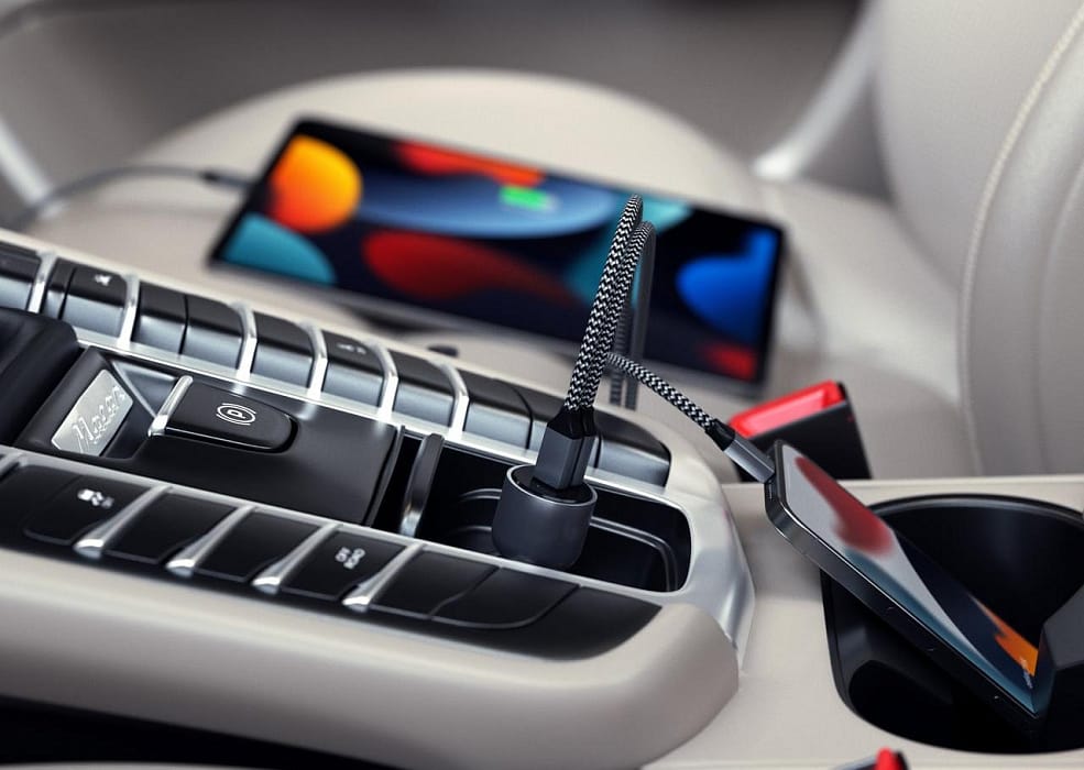 Автомобильное зарядное устройство Satechi 40W Dual USB-C Car Charger. Цвет: Серый космос