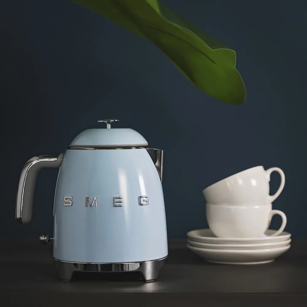 Мини чайник электрический, пастельный голубой SMEG KLF05PBEU — изображение 14
