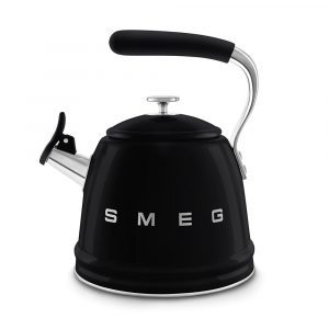 SMEG CKLW2001BL Чайник со свистком, 2.3 л, цвет чёрный