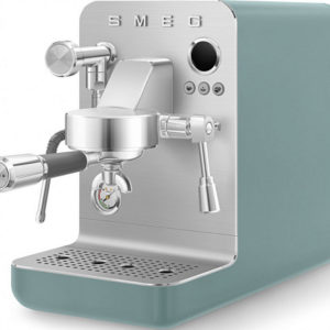 Кофемашина-эспрессо Smeg EMC02EGMEU